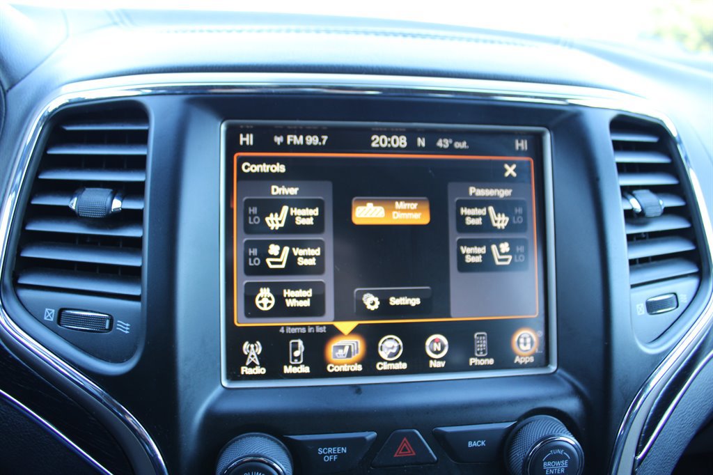 Used 2015 Jeep Grand Cherokee Summit w/ Platinum Series Group AWD/4WD image 30