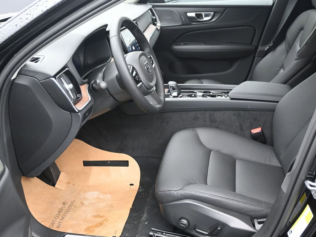 New 2026 Volvo V60 B5 Cross Country Plus AWD/4WD image 11