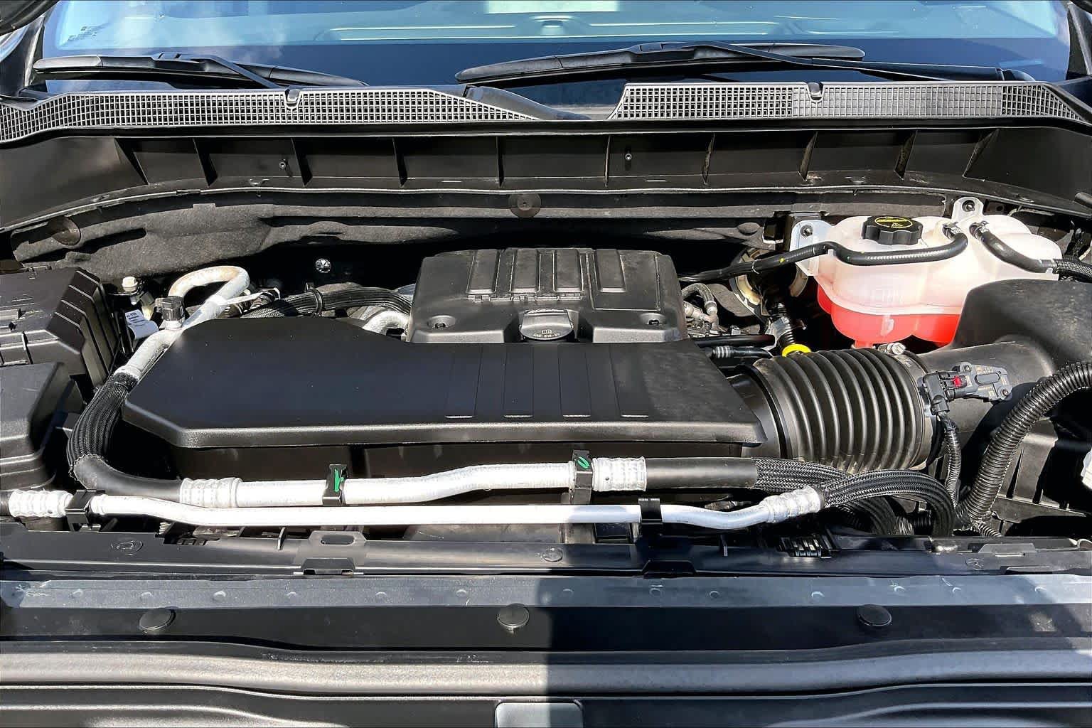 Used 2026 Chevrolet Silverado 1500 Custom RWD image 31