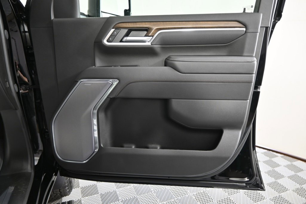 New 2026 Chevrolet Silverado 2500 High Country w/ High Country Premium Package image 13