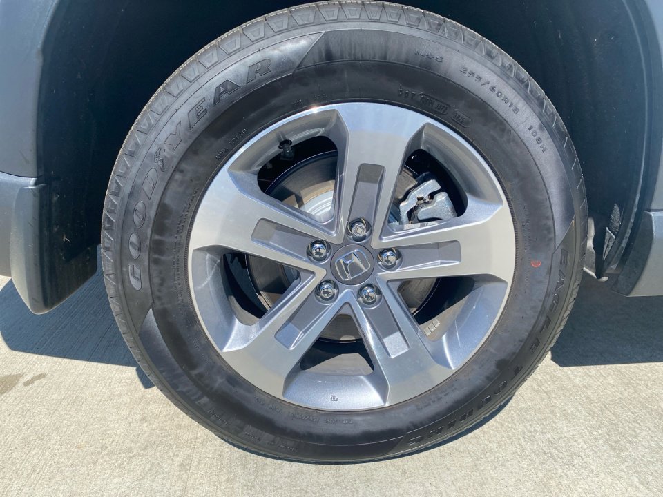 Certified 2025 Honda Pilot EX-L image 27