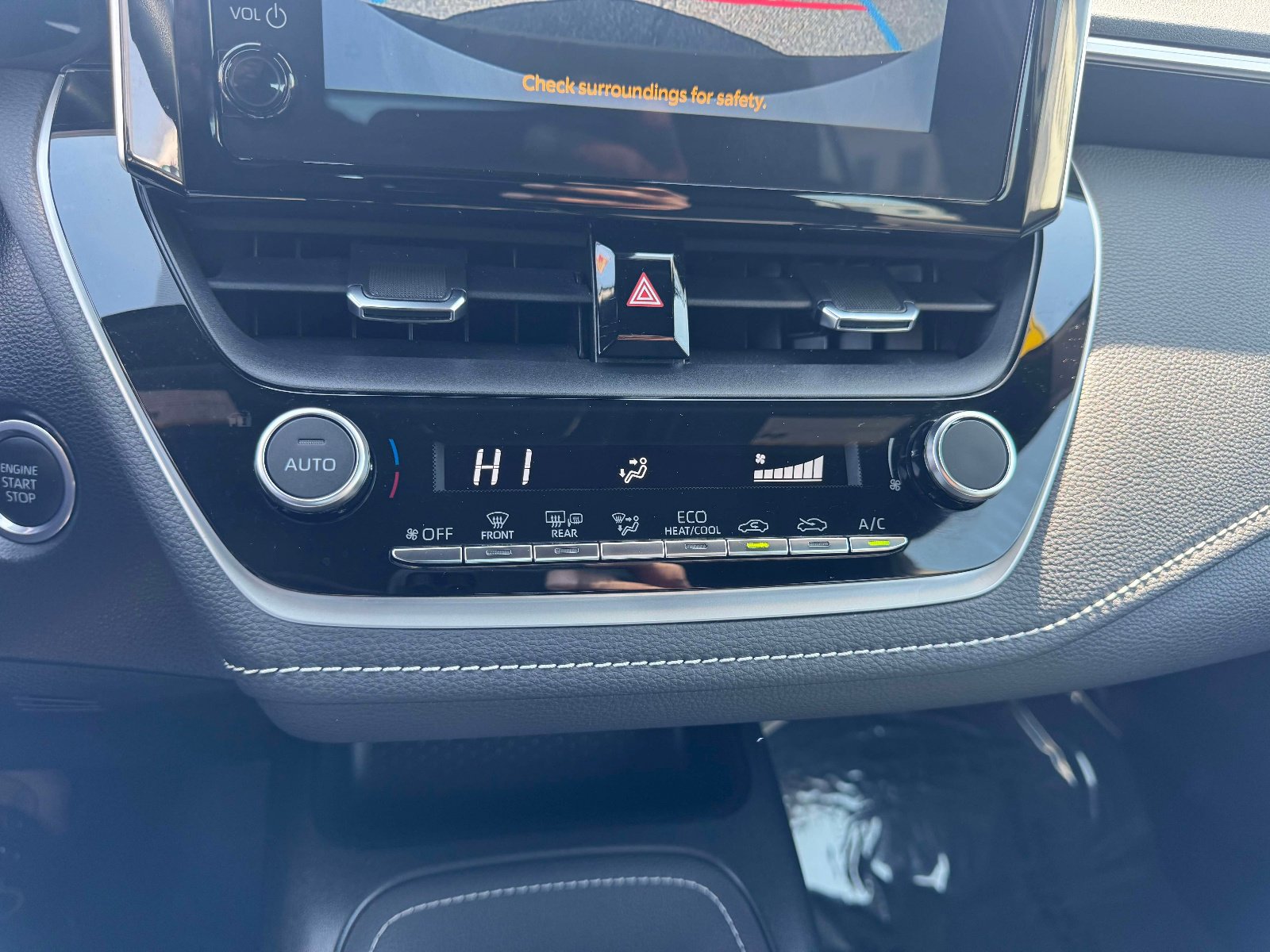 Certified 2023 Toyota Corolla SE image 37