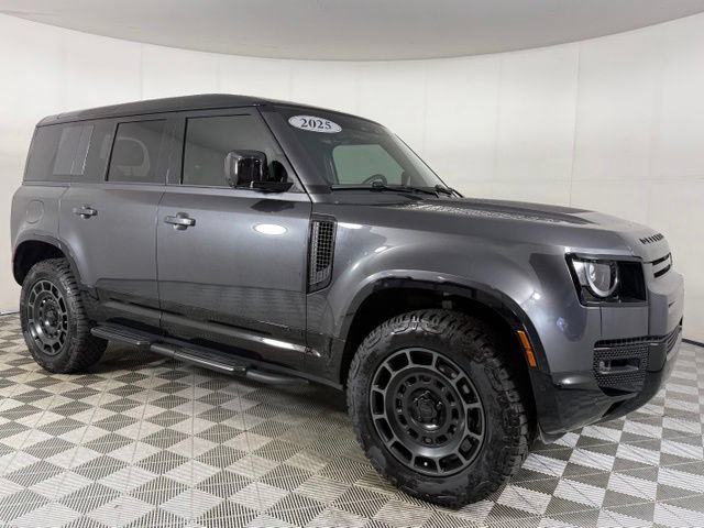 Certified 2025 Land Rover Defender 110 V8 AWD/4WD image 10