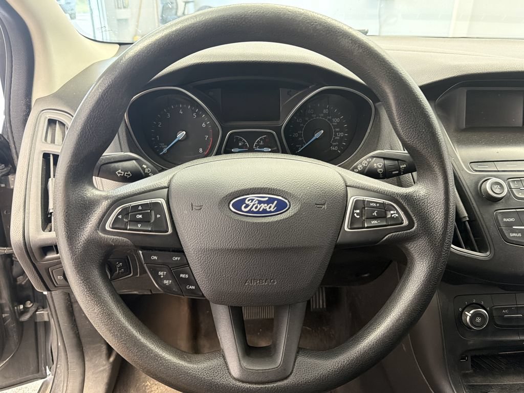 Used 2018 Ford Focus SE FWD image 27