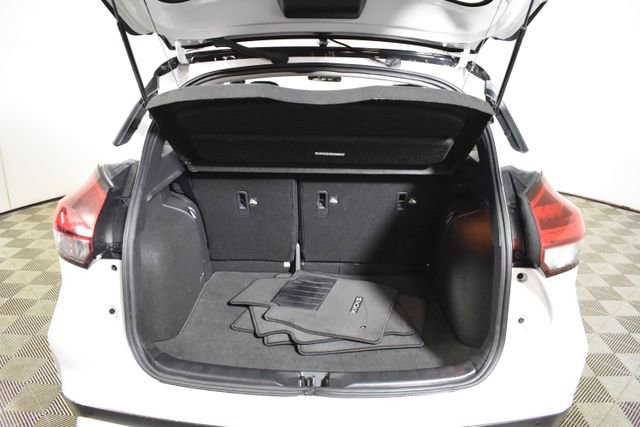 Certified 2023 Nissan Kicks SR w/ SR Premium Package FWD image 30