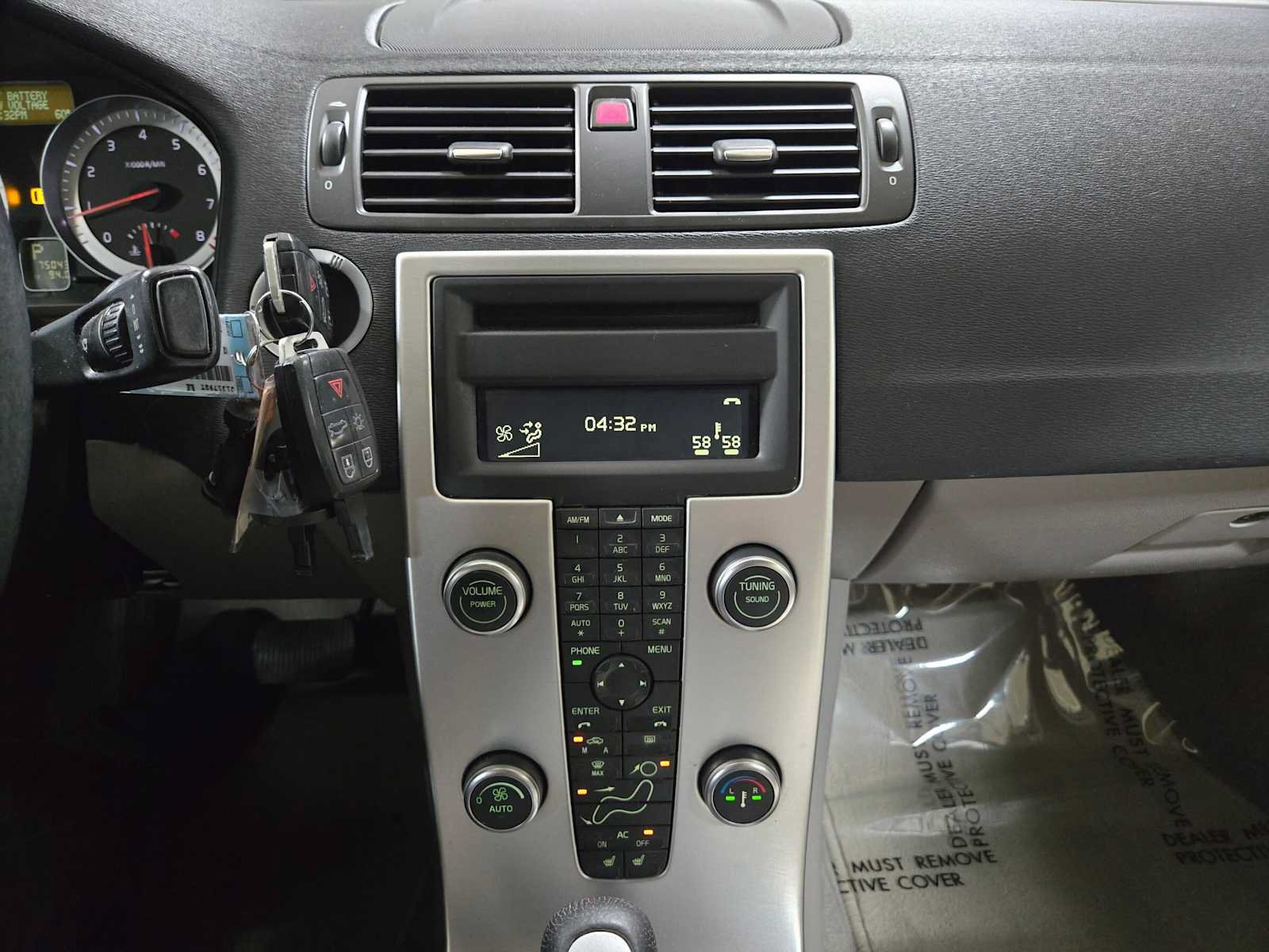 Used 2012 Volvo C70 T5 FWD image 25