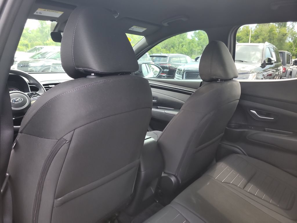 Used 2024 Hyundai Santa Cruz SE FWD image 9