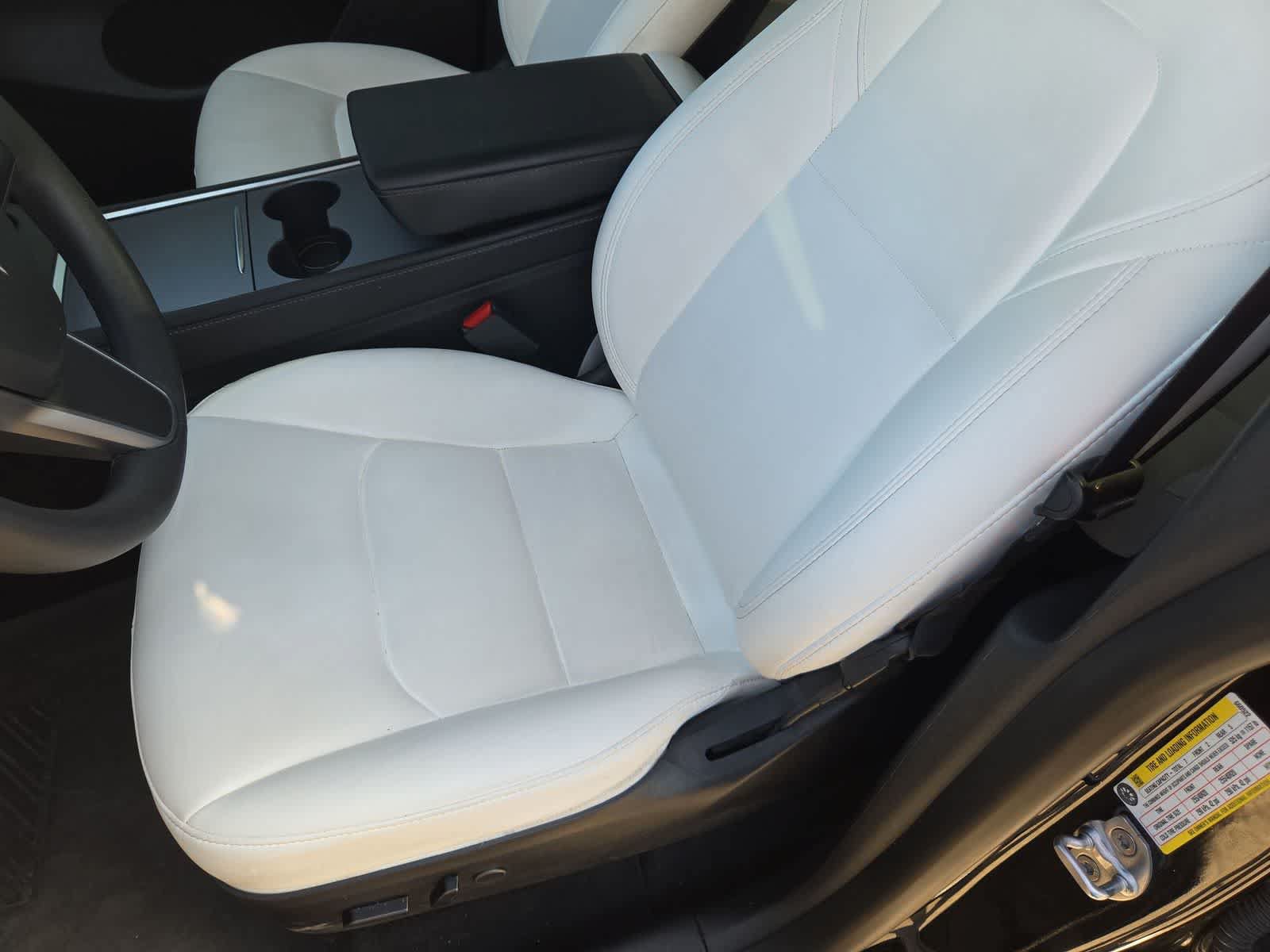 Used 2023 Tesla Model Y Long Range AWD/4WD image 16