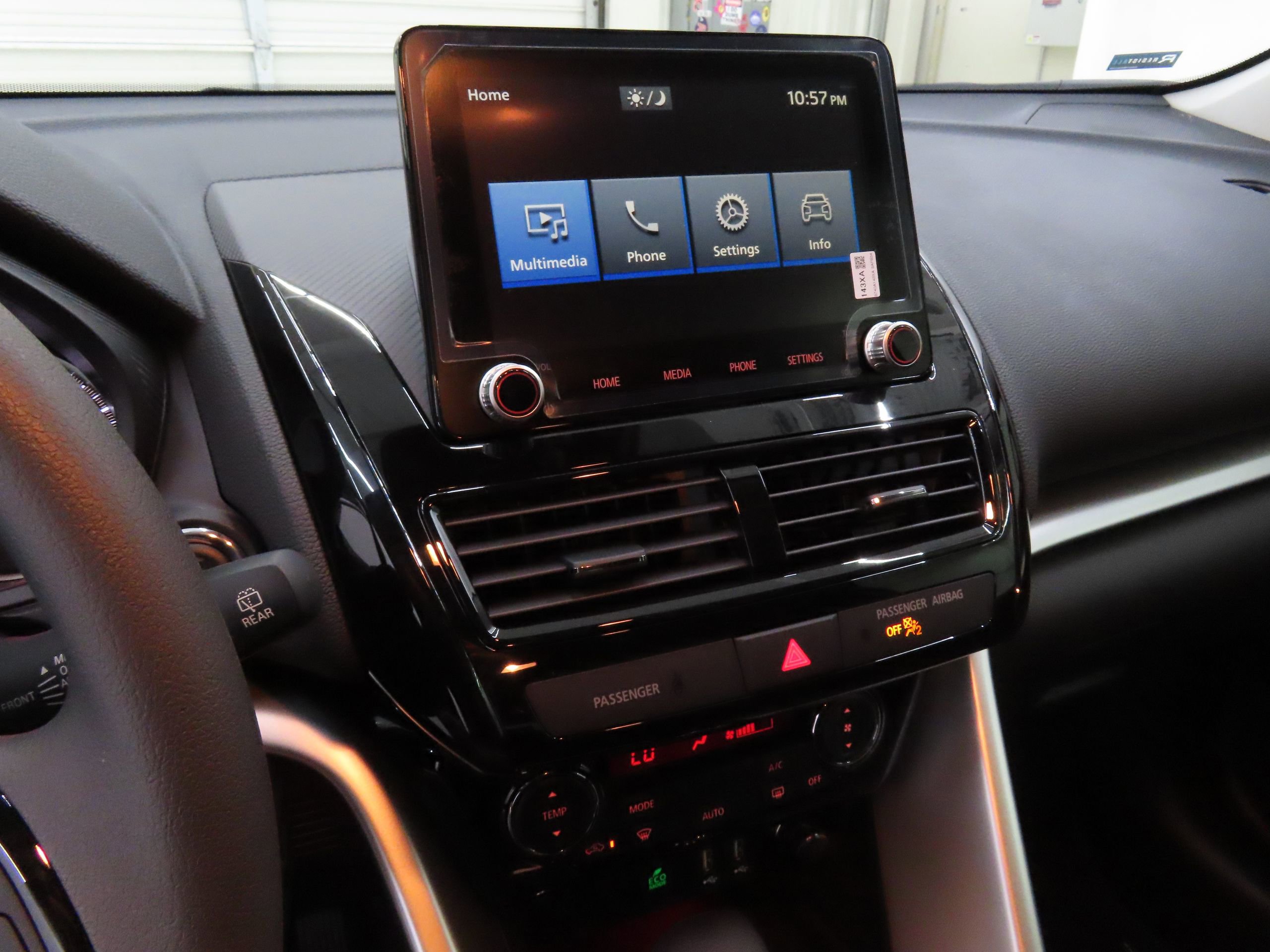 New 2025 Mitsubishi Eclipse Cross LE image 16