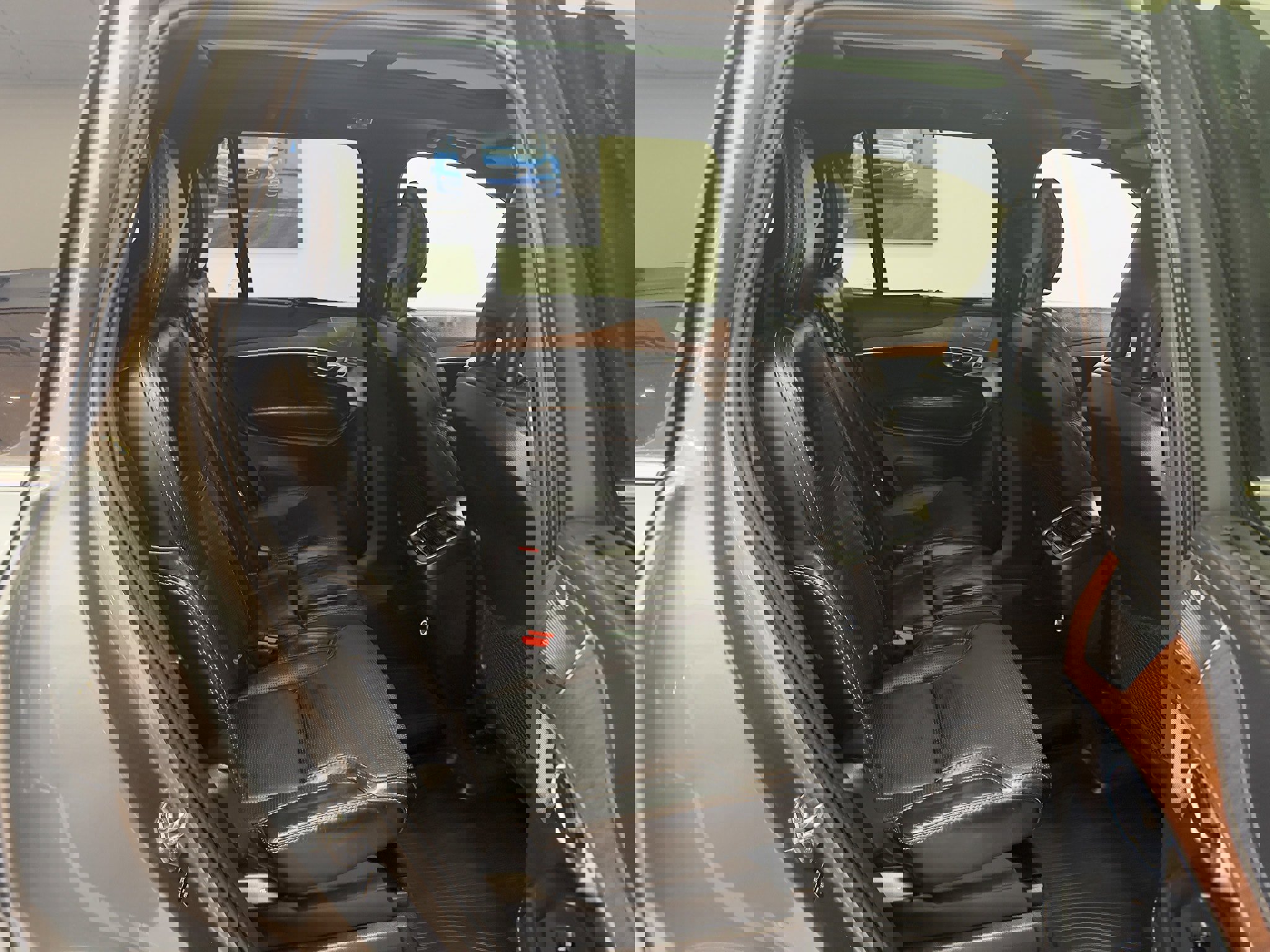 Used 2018 Volvo XC90 T6 Inscription w/ Convenience Package image 30