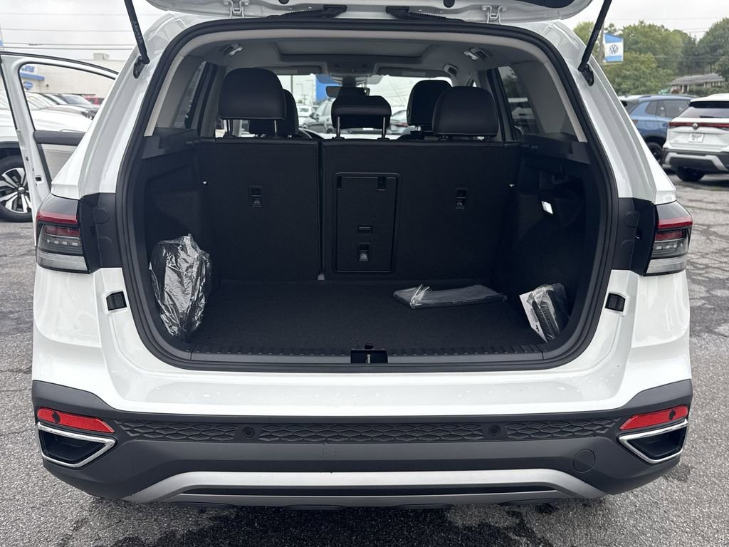 New 2025 Volkswagen Taos SEL AWD/4WD image 45
