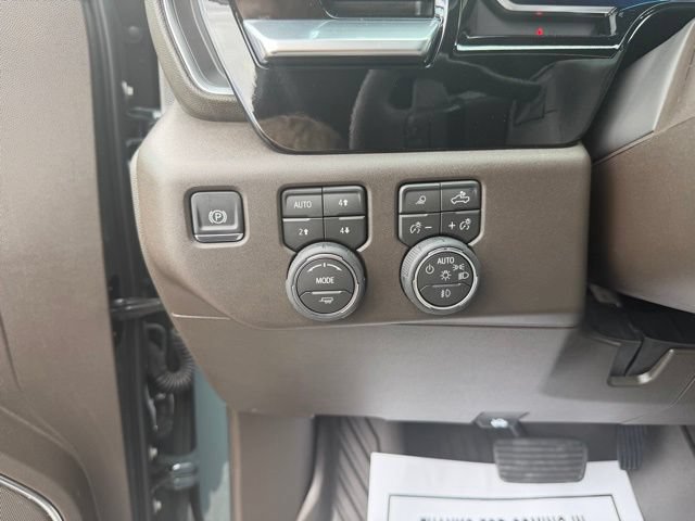 Used 2026 Chevrolet Silverado 1500 LT Trail Boss w/ Safety Package AWD/4WD image 25
