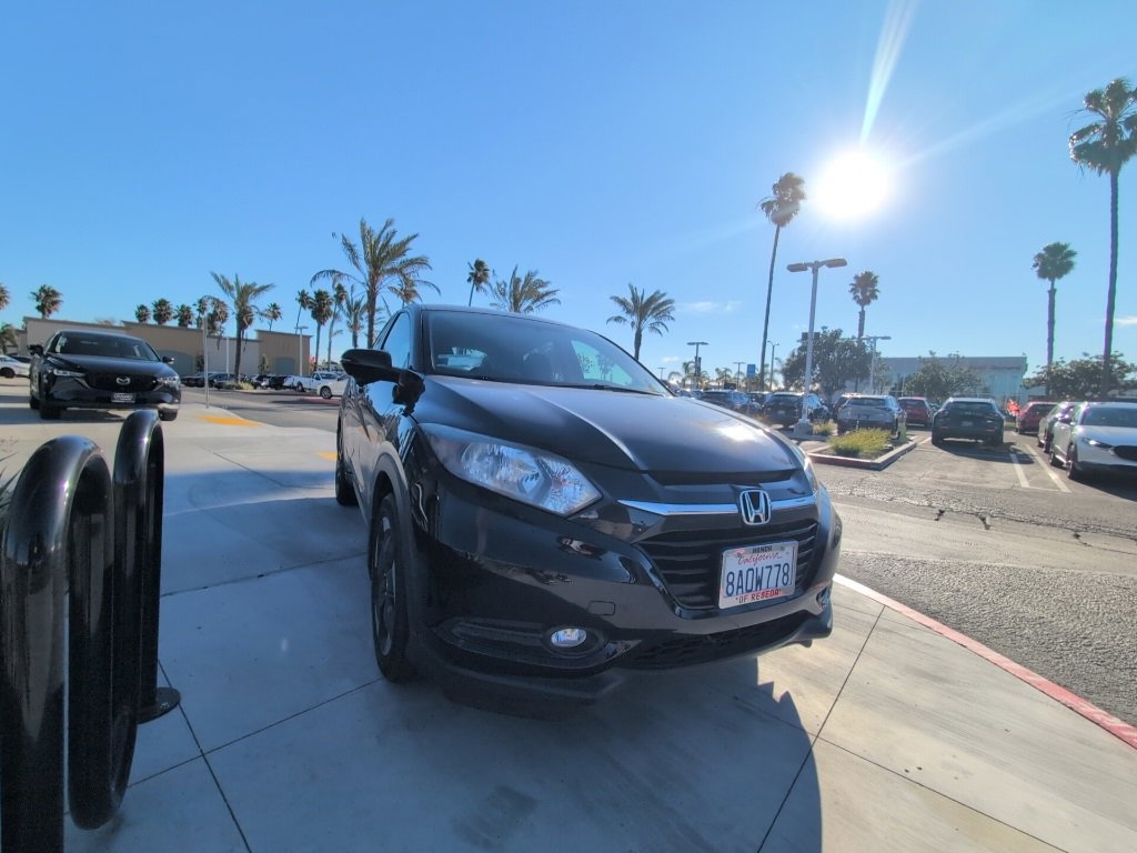 Used 2018 Honda HR-V EX image 29