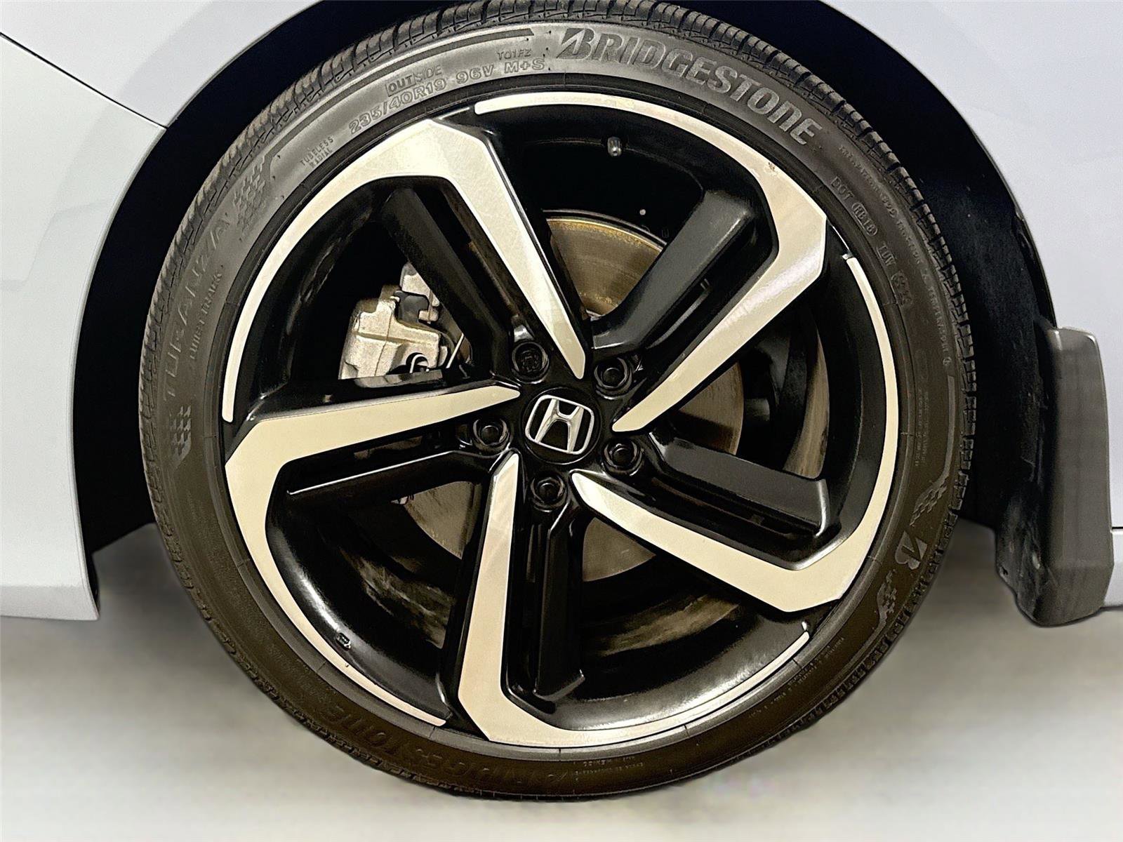 Used 2022 Honda Accord Sport image 10