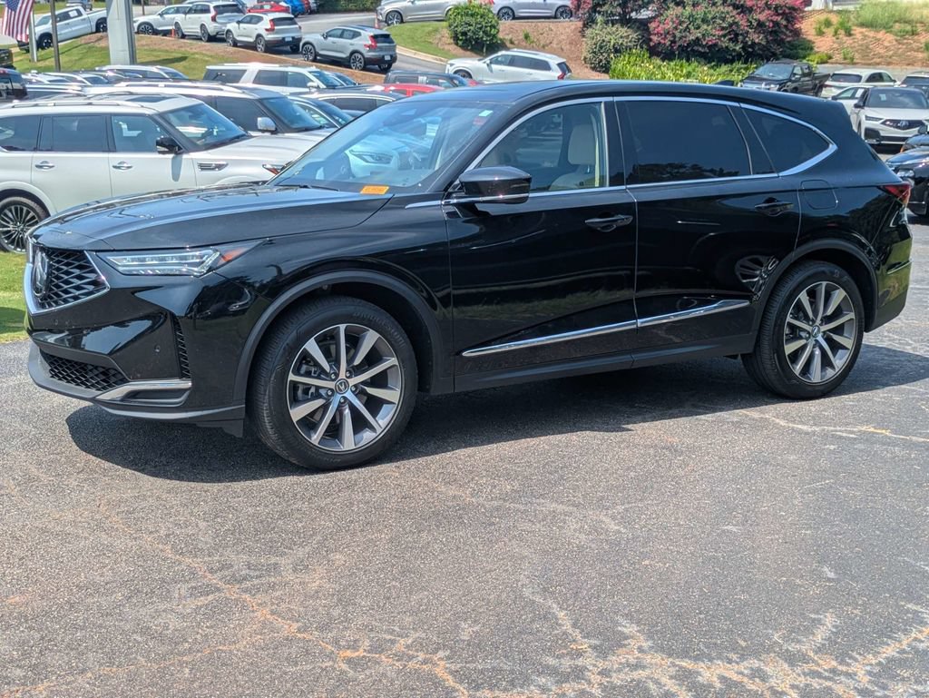 Used 2025 Acura MDX w/ Technology Package FWD image 2