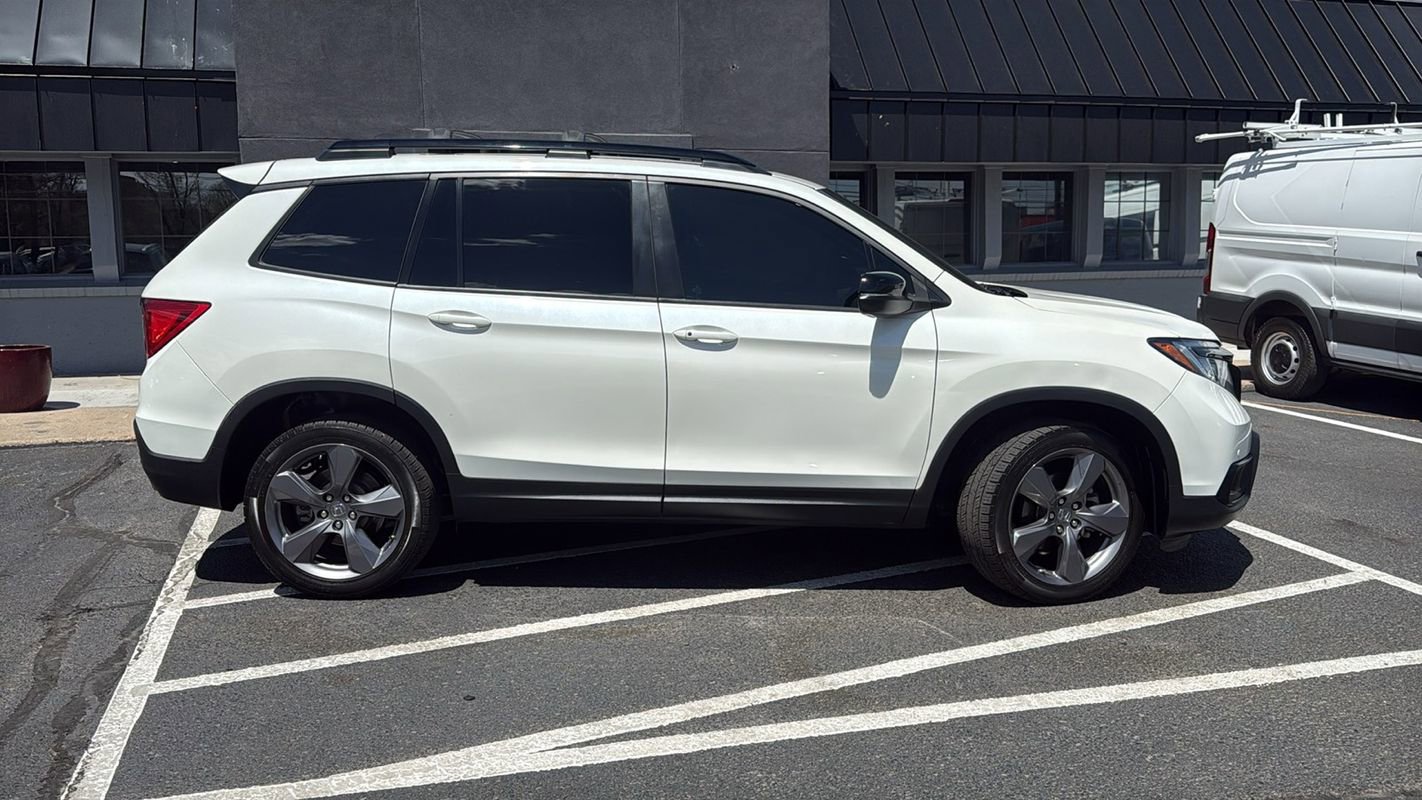 Used 2019 Honda Passport Touring image 2