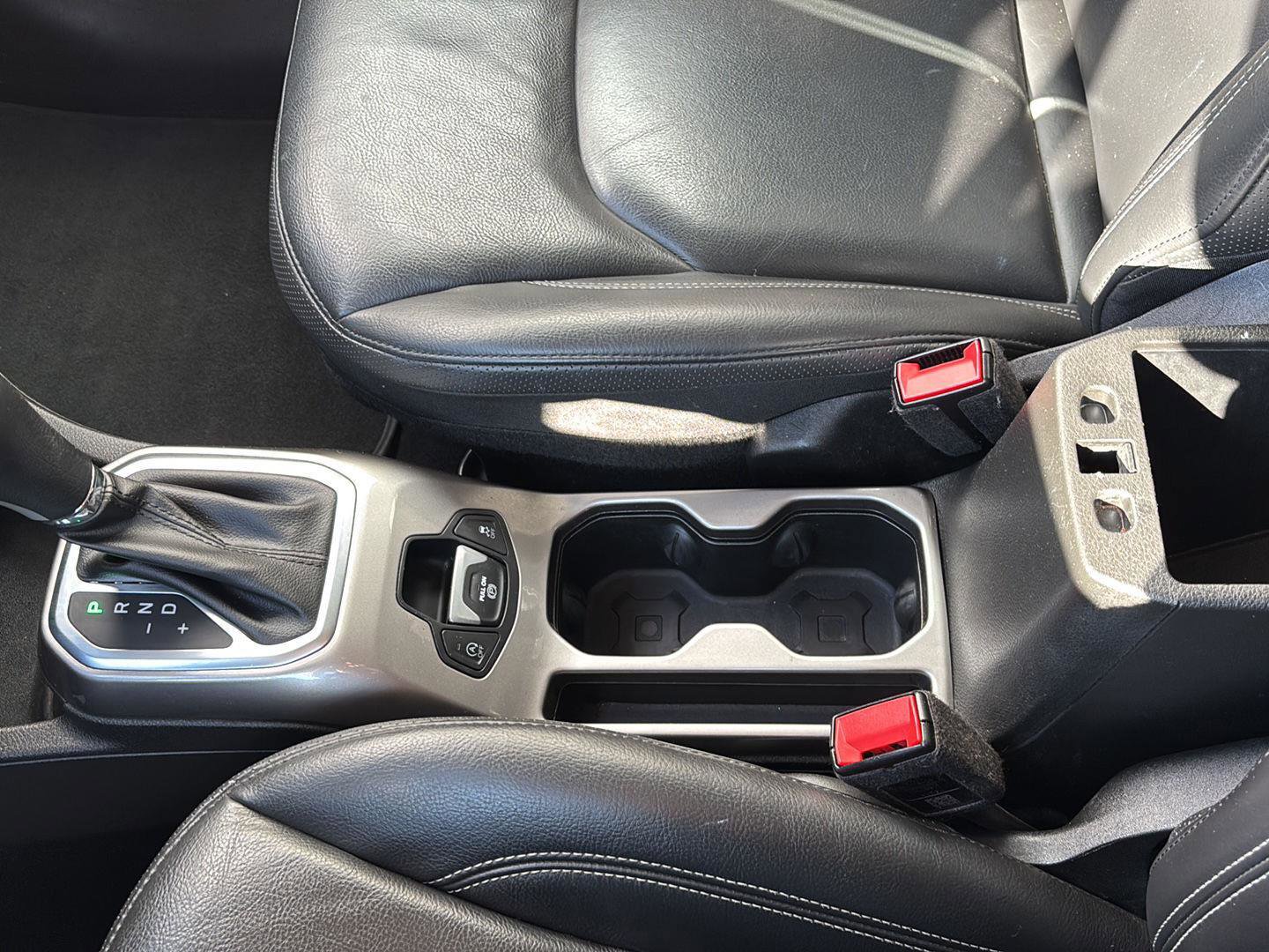 Used 2021 Jeep Renegade Limited image 17