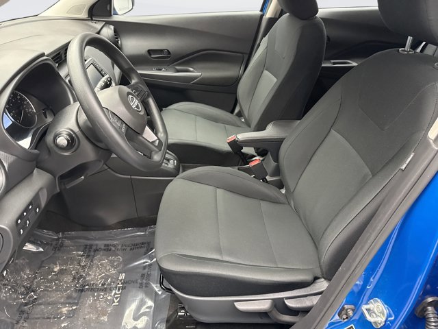 Used 2025 Nissan Kicks Play S image 11