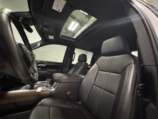 Used 2025 Chevrolet Silverado 1500 High Country w/ Technology Package AWD/4WD image 20