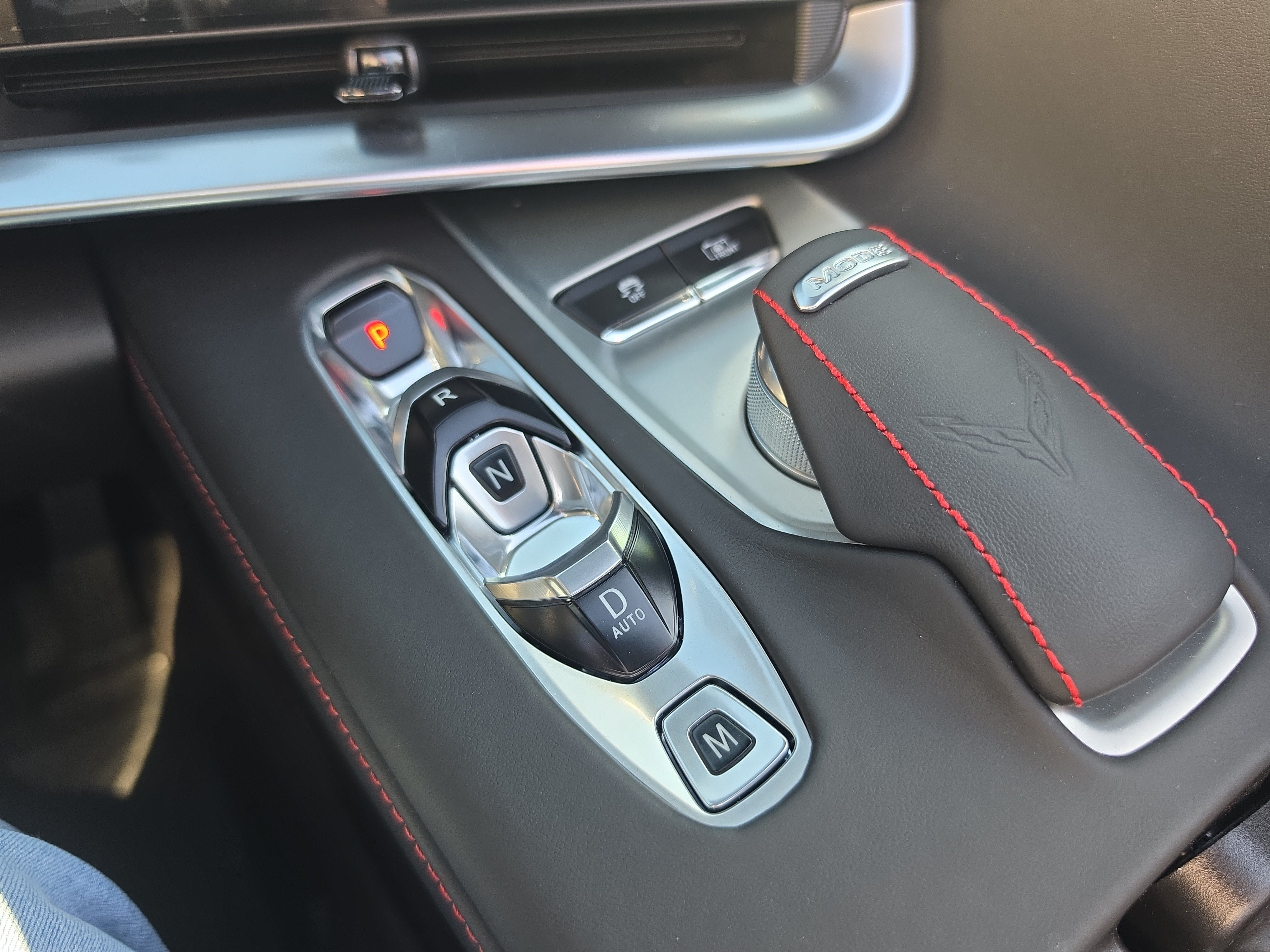 Used 2024 Chevrolet Corvette Stingray Premium Conv RWD image 23