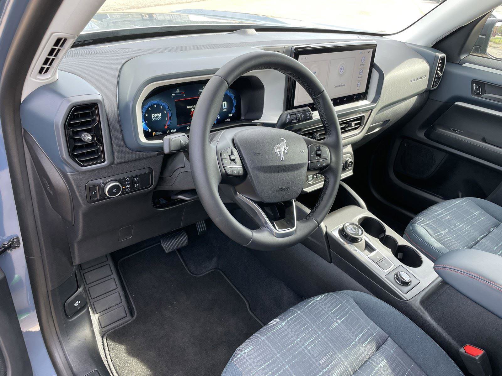 Used 2025 Ford Bronco Sport Heritage w/ Convenience Package image 12