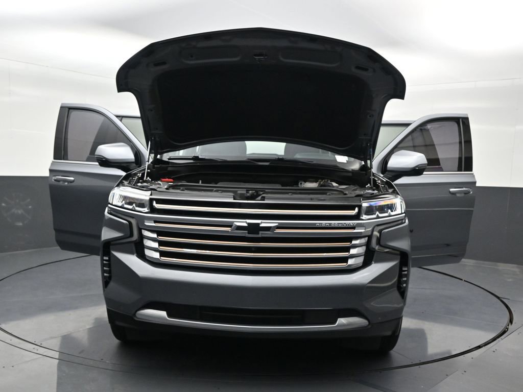 Used 2021 Chevrolet Suburban High Country AWD/4WD image 38