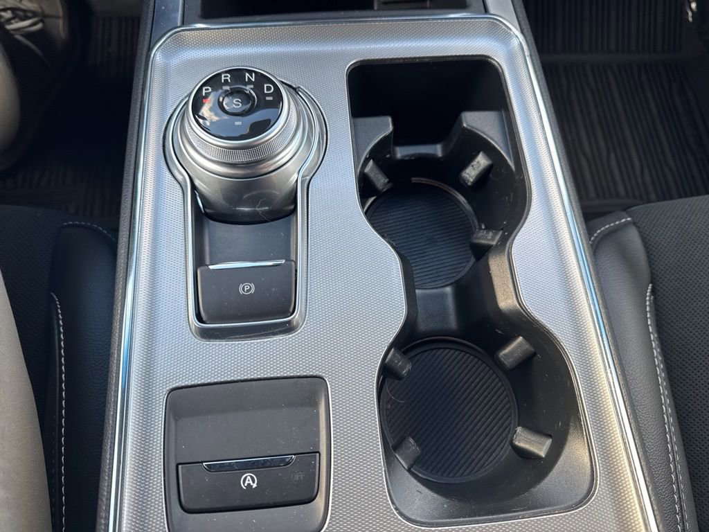 Certified 2022 Ford Edge ST image 25