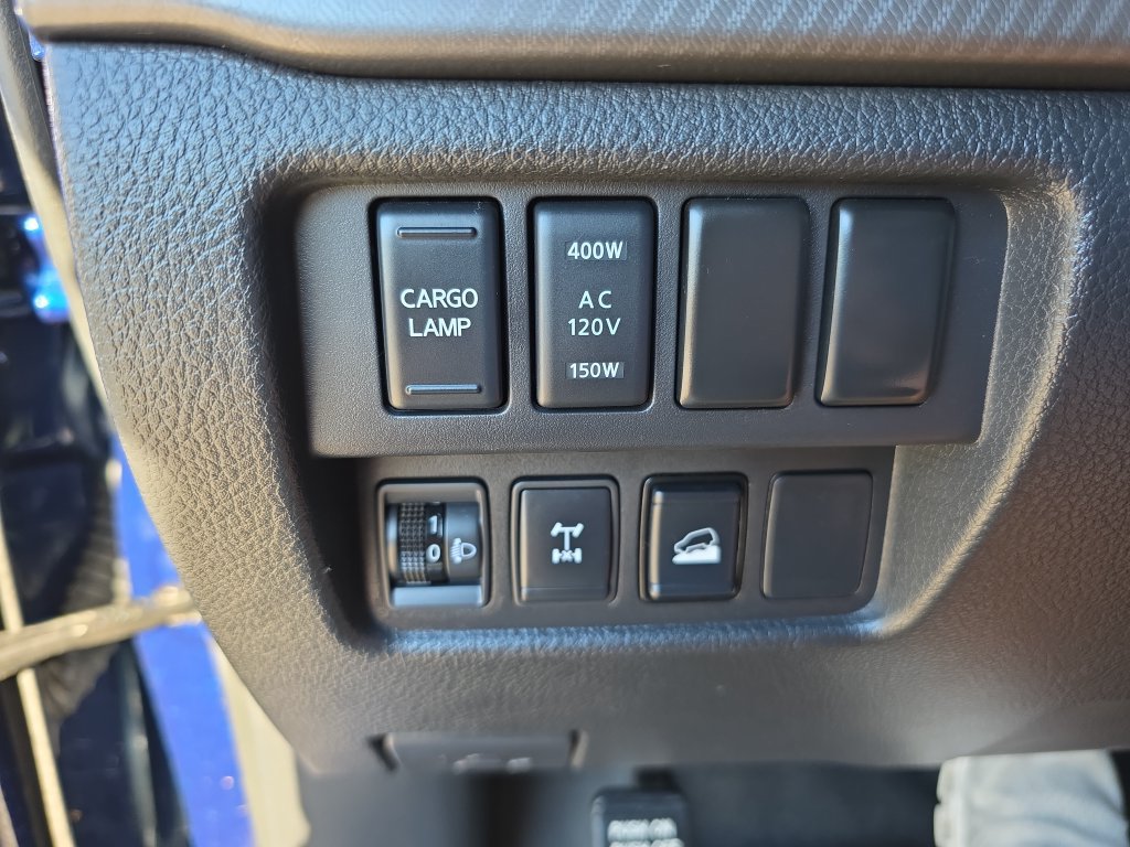 Used 2024 Nissan Titan PRO-4X w/ Pro-4x Convenience Package AWD/4WD image 43