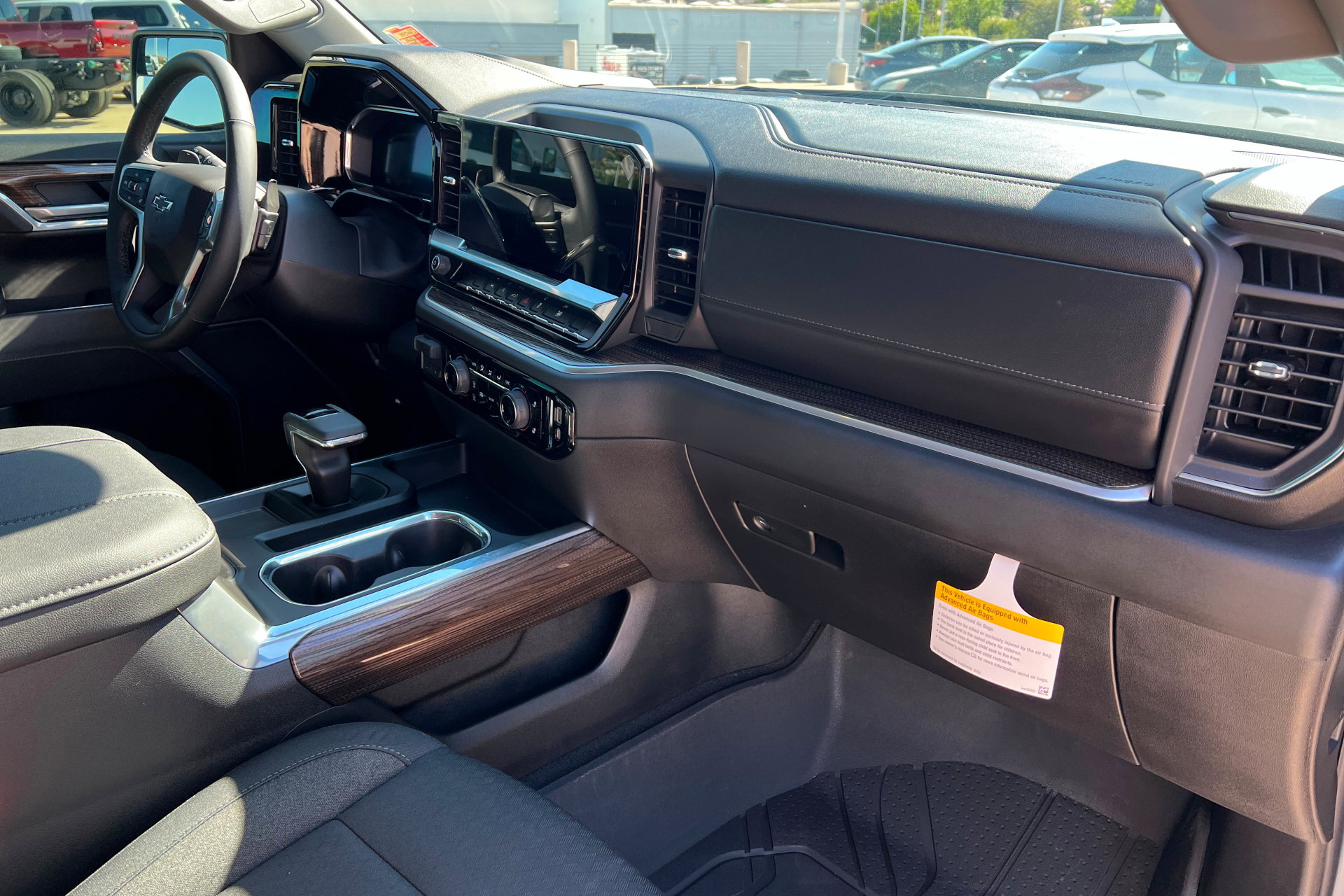 New 2026 Chevrolet Silverado 1500 RST w/ Redline Edition AWD/4WD image 24