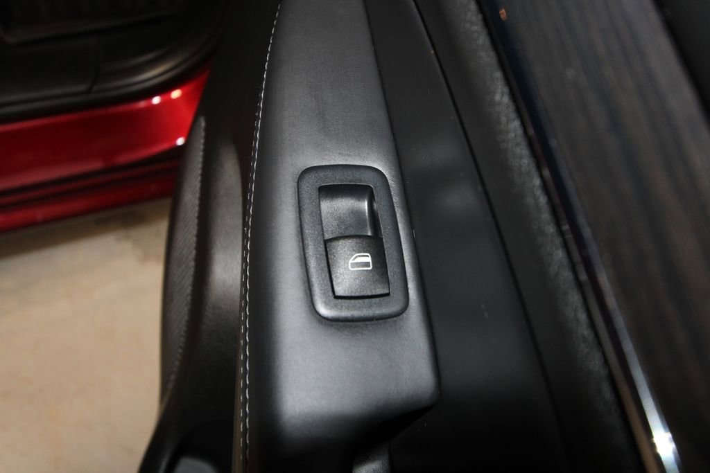 Used 2020 Jeep Grand Cherokee Overland image 31