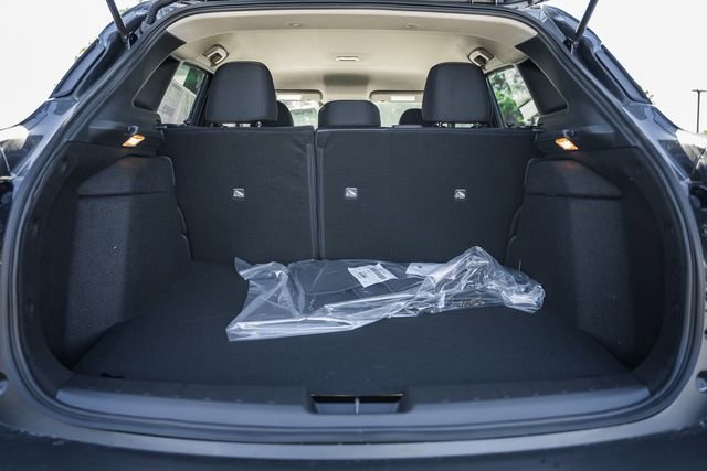 New 2026 Nissan Kicks SV image 10