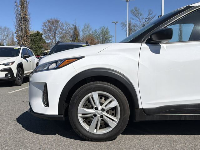 Used 2024 Nissan Kicks S image 9