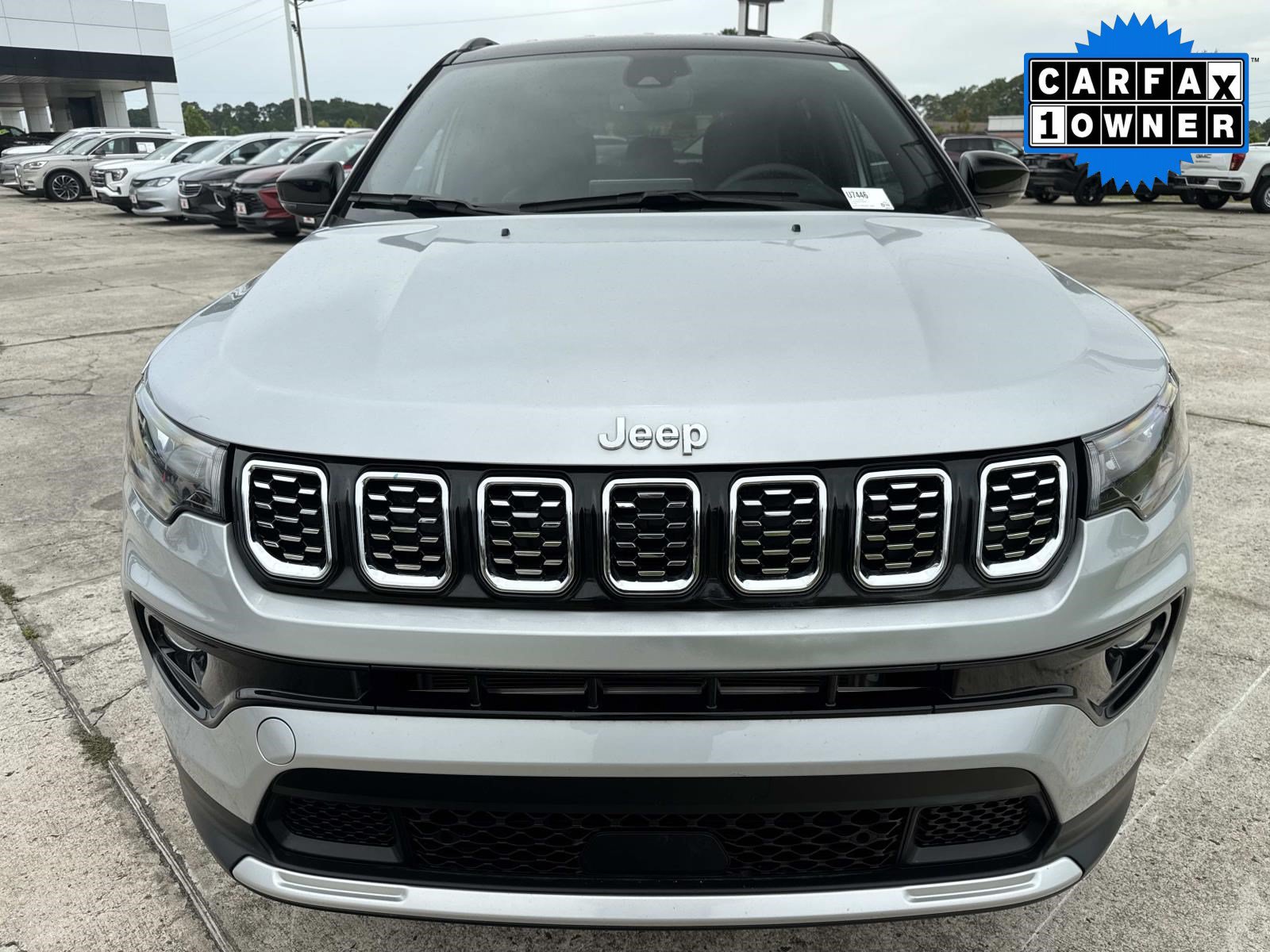 Used 2025 Jeep Compass Limited AWD/4WD image 9