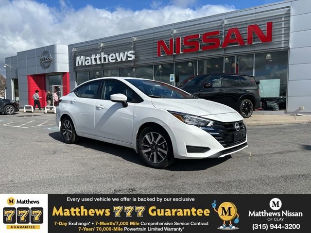 Certified 2025 Nissan Versa SV w/ Trunk Package FWD image 1