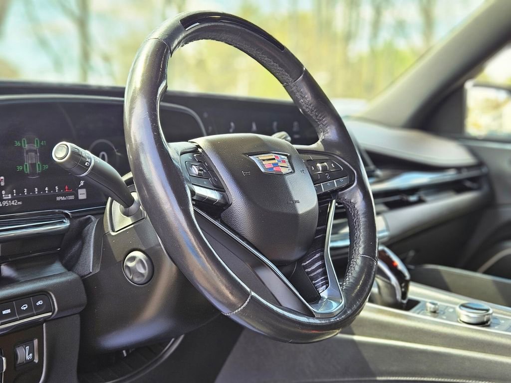 Used 2021 Cadillac Escalade Sport w/ Driver Assist Tech Package AWD/4WD image 17