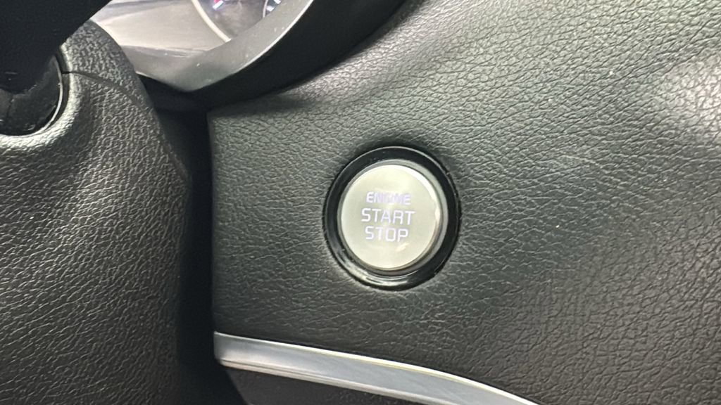 Used 2018 Kia Stinger GT image 25