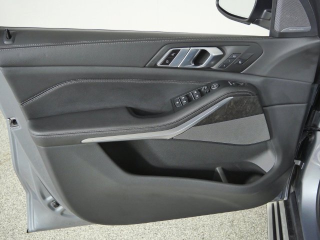 New 2027 Volkswagen Jetta SE FWD image 34