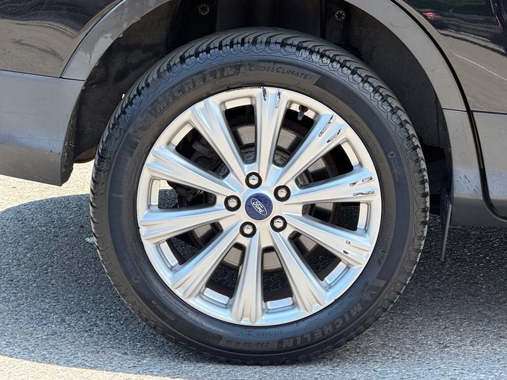 Used 2017 Ford Escape Titanium AWD/4WD image 11