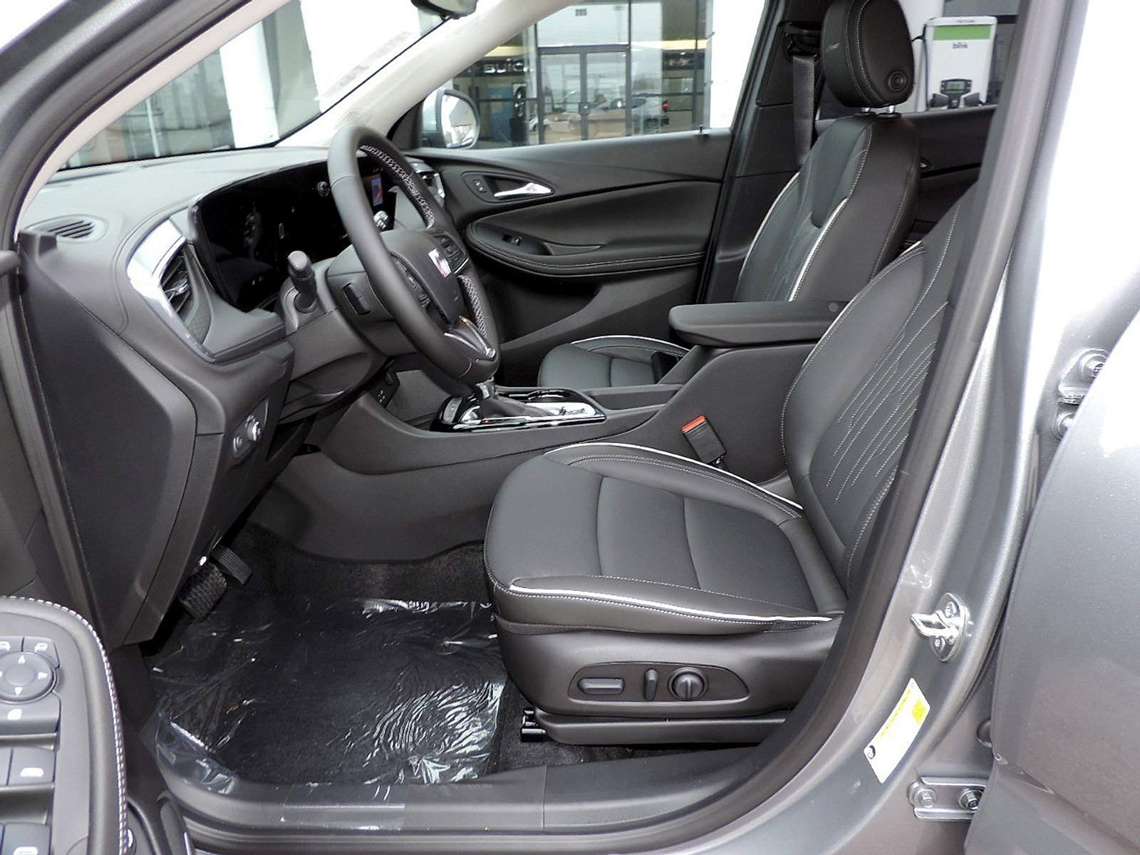 New 2026 Buick Encore GX Avenir w/ Avenir Technology Package FWD image 13