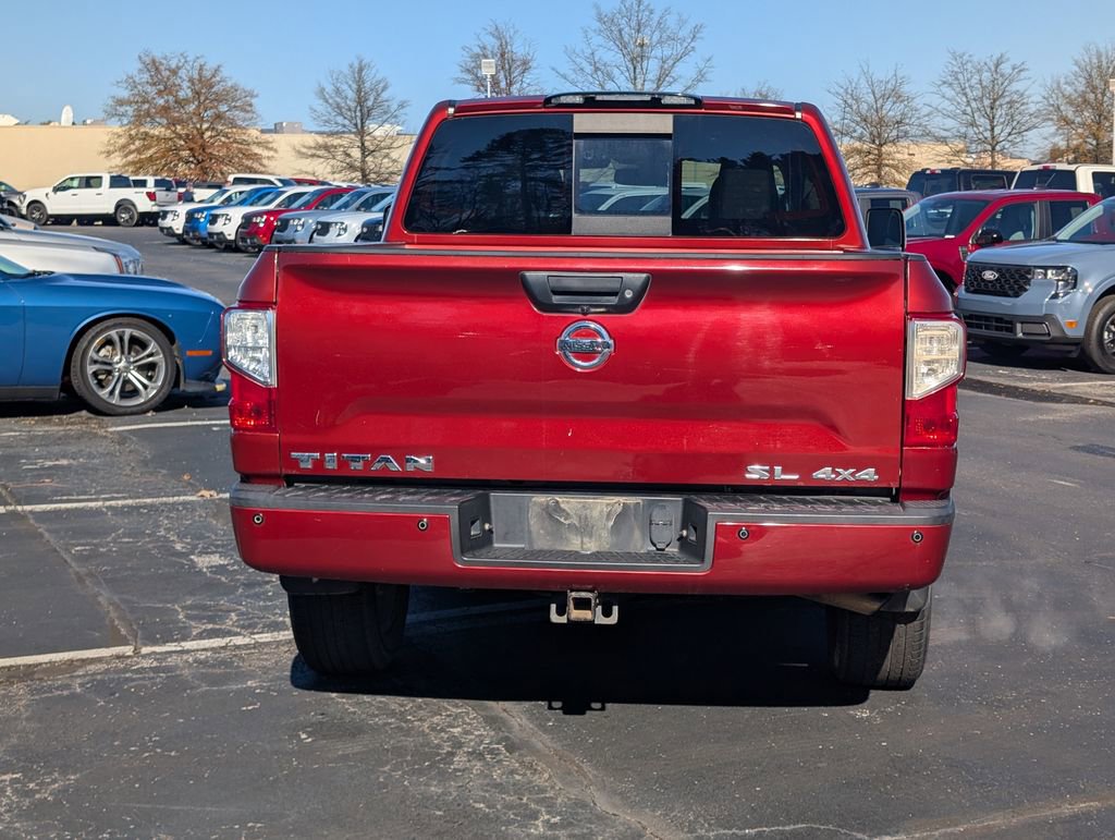 Used 2018 Nissan Titan SL w/ Chrome Package image 6