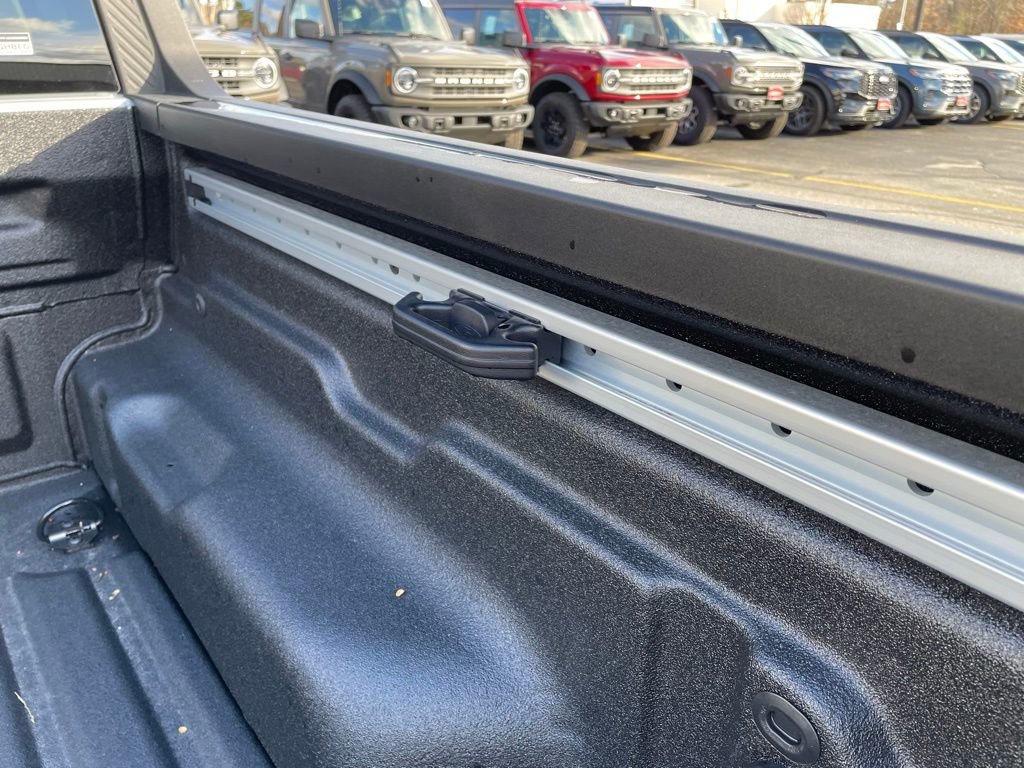 New 2026 Ford Maverick Lariat w/ Black Appearance Package image 21