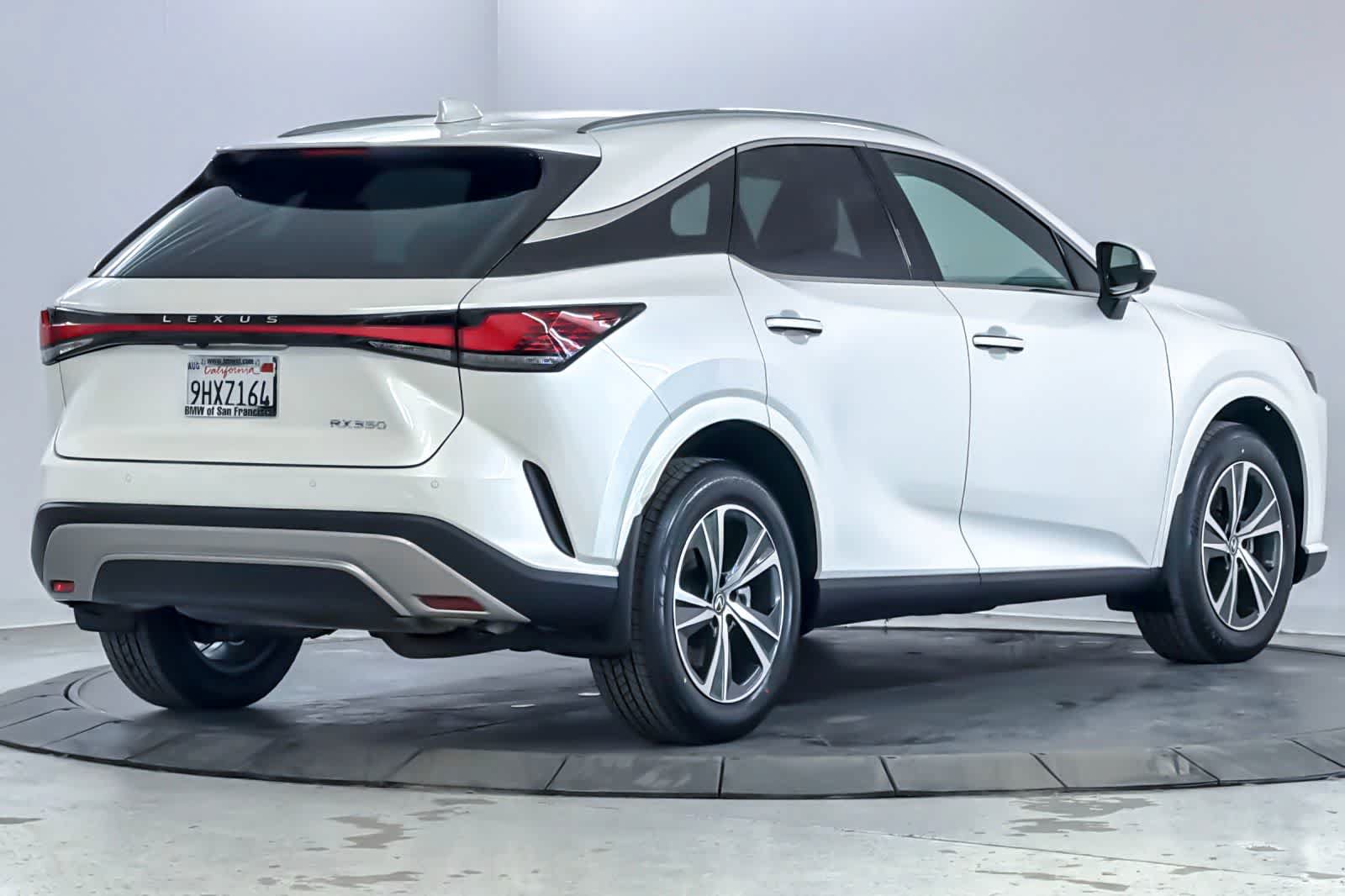 Used 2023 Lexus RX 350 Premium FWD image 2