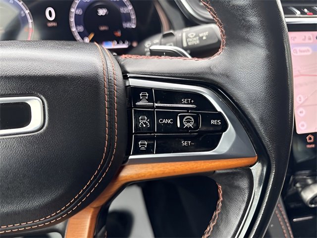 Used 2022 Jeep Grand Cherokee Summit image 11