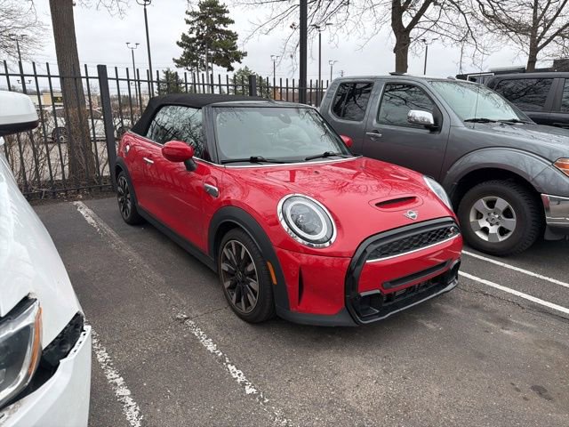 Certified 2023 MINI Cooper S image 3