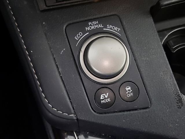 Used 2017 Lexus ES 300h image 29