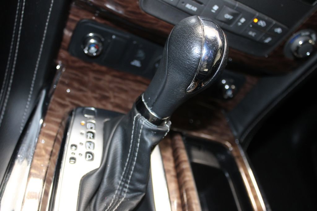 Used 2018 Nissan Armada Platinum w/ Captain Seat Package image 61