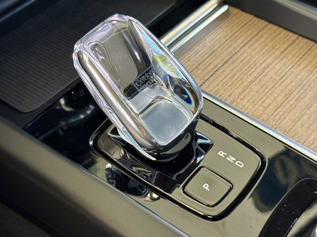 Certified 2026 Volvo XC60 B5 Plus AWD/4WD image 21