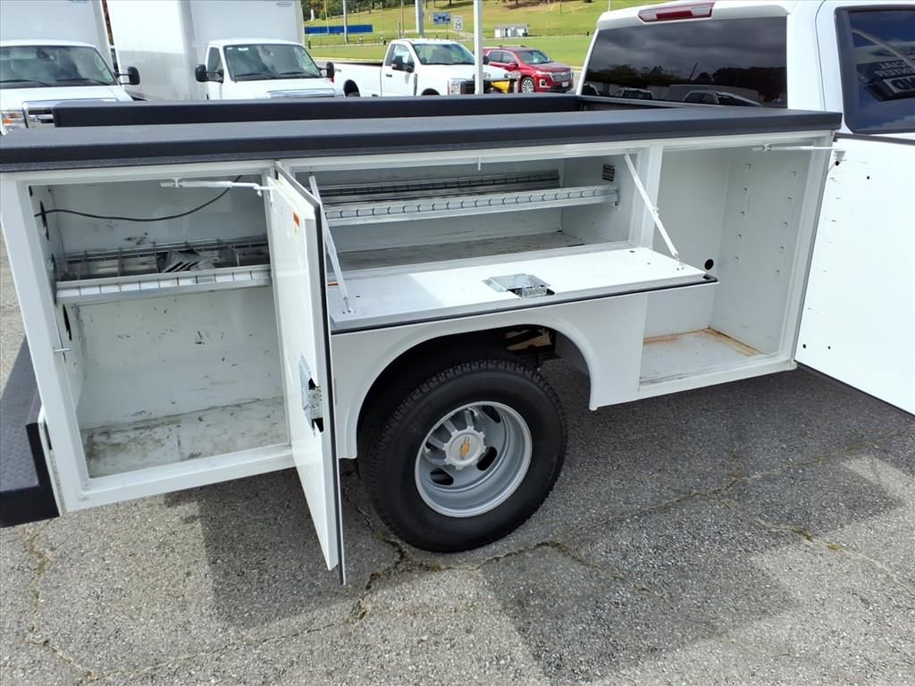 Used 2024 Chevrolet Silverado 3500 W/T w/ WT Convenience Package image 15