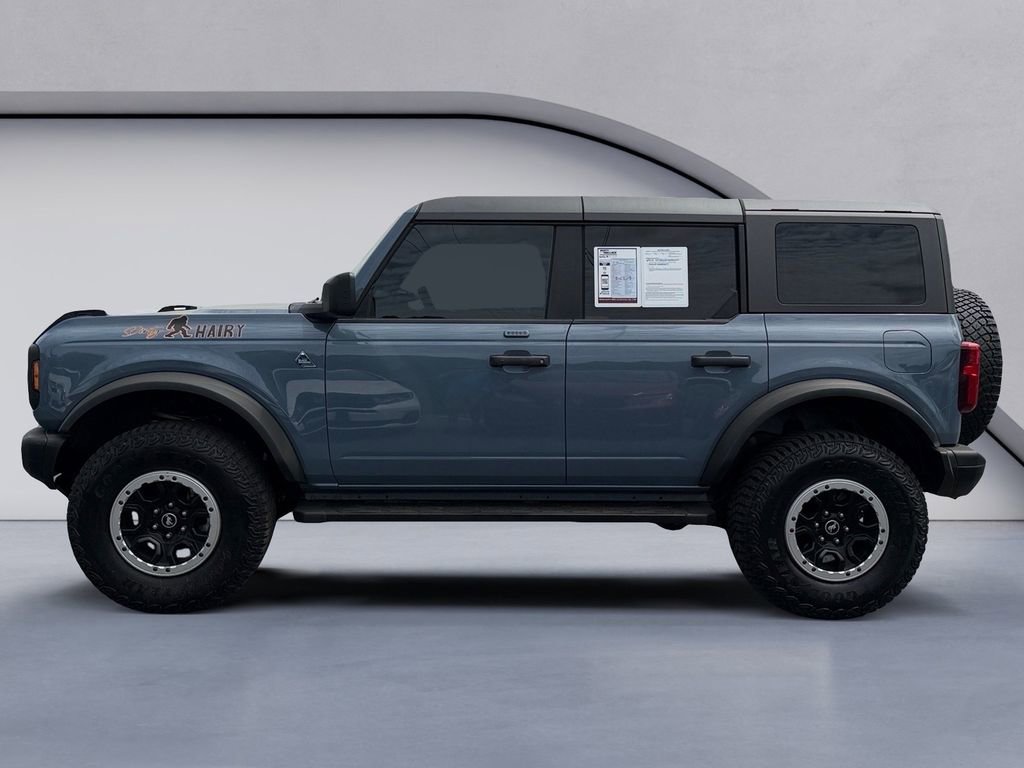 Used 2023 Ford Bronco Black Diamond w/ Sasquatch Package image 2