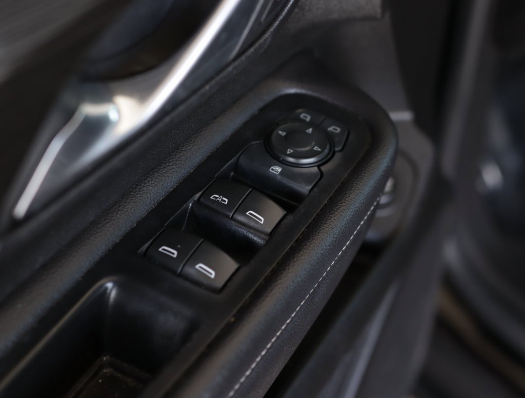 Used 2022 GMC Terrain SLE w/ Driver Convenience Package image 23